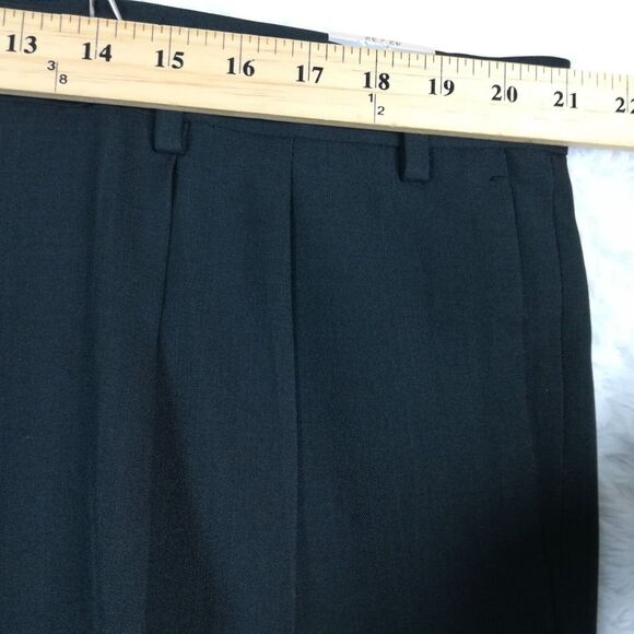 John Henry Mens Pants Modern Fit Trouser Black Casual Work Pleated 42x32 New - Picture 3 of 12